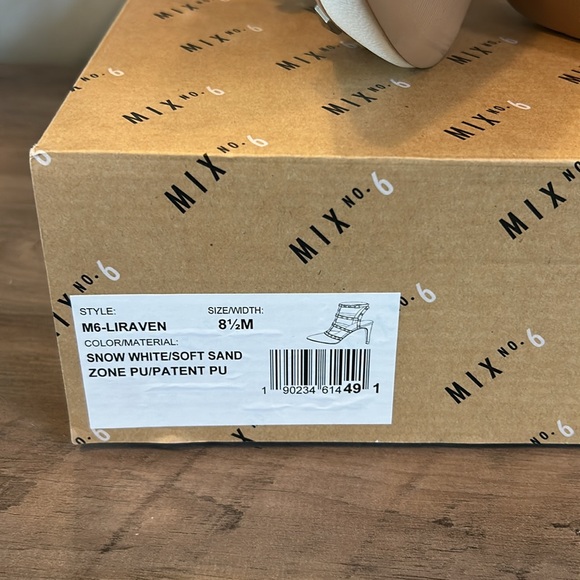 NWT Pretty, Sassy Sandals Heels Pumps - Picture 5 of 5